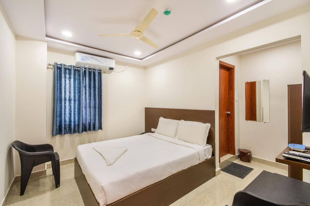 At Home Hotel Darbar Hyderabad Exterior foto