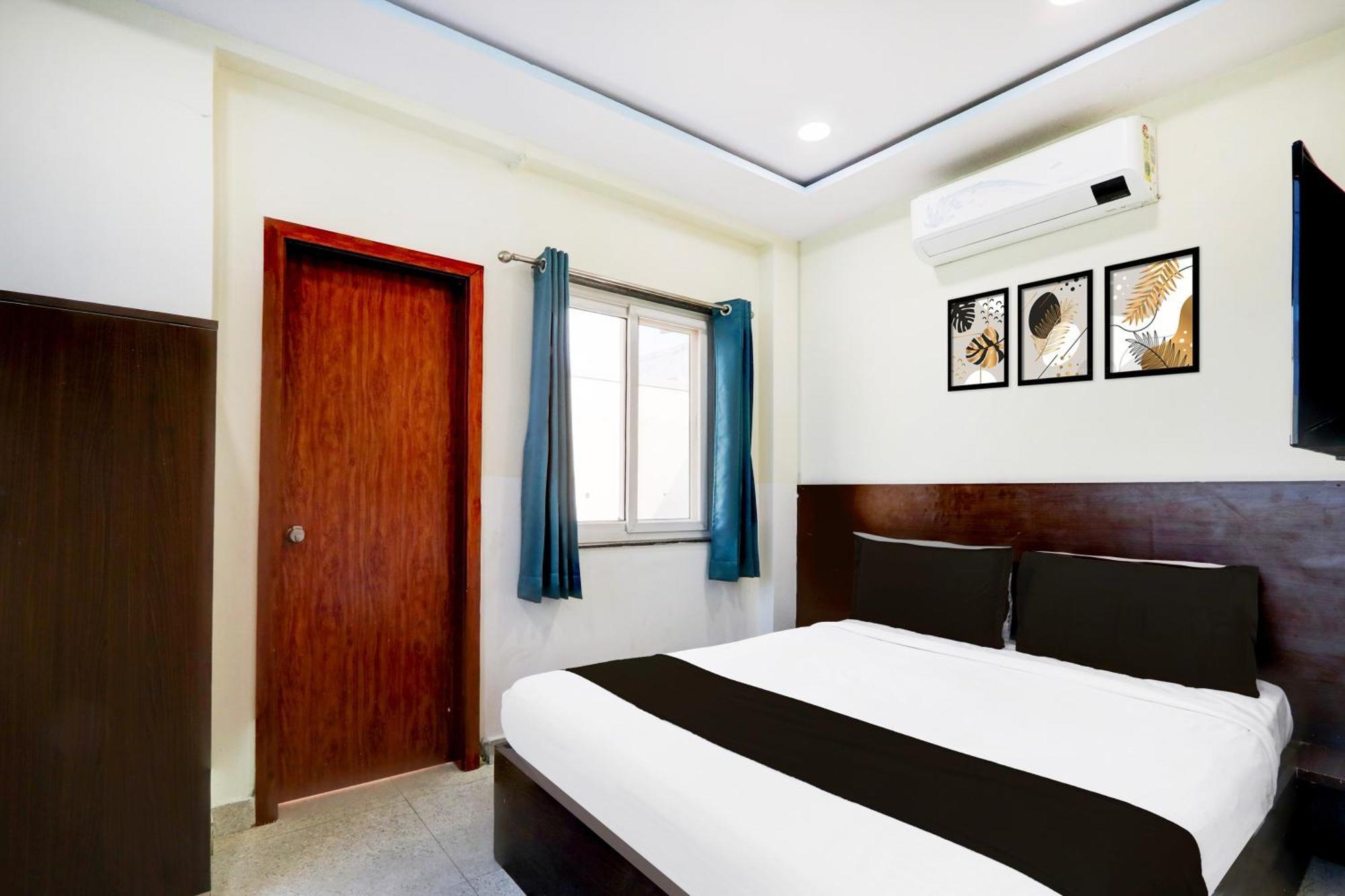 At Home Hotel Darbar Hyderabad Exterior foto