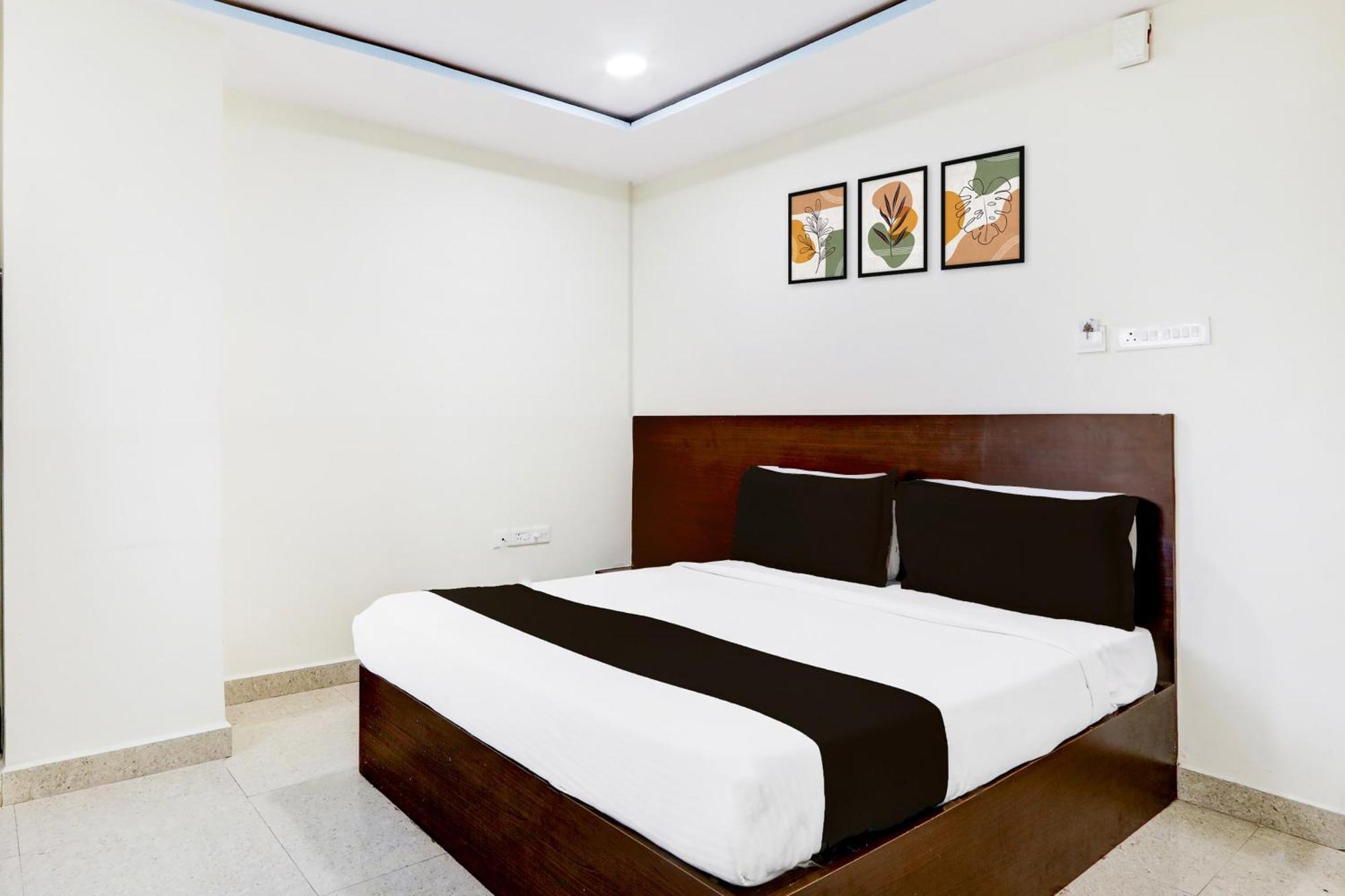 At Home Hotel Darbar Hyderabad Exterior foto