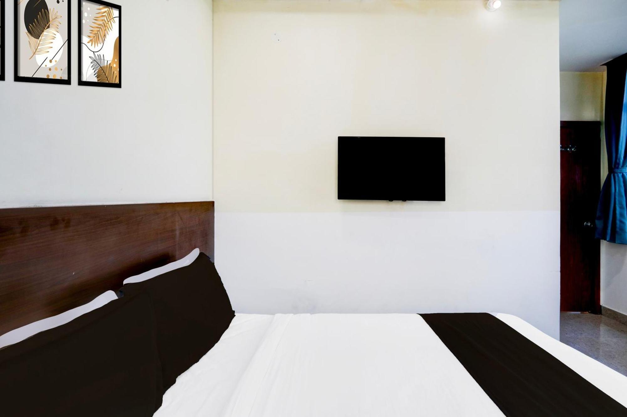 At Home Hotel Darbar Hyderabad Exterior foto